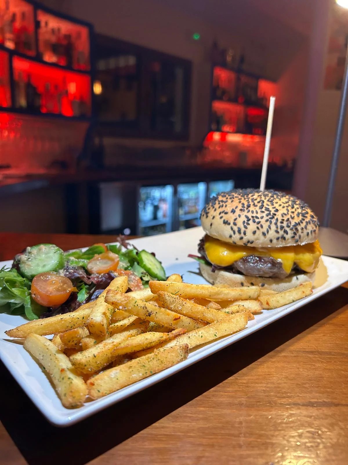 De beste ambachtelijke hamburgers van Jávea bij El Momento
